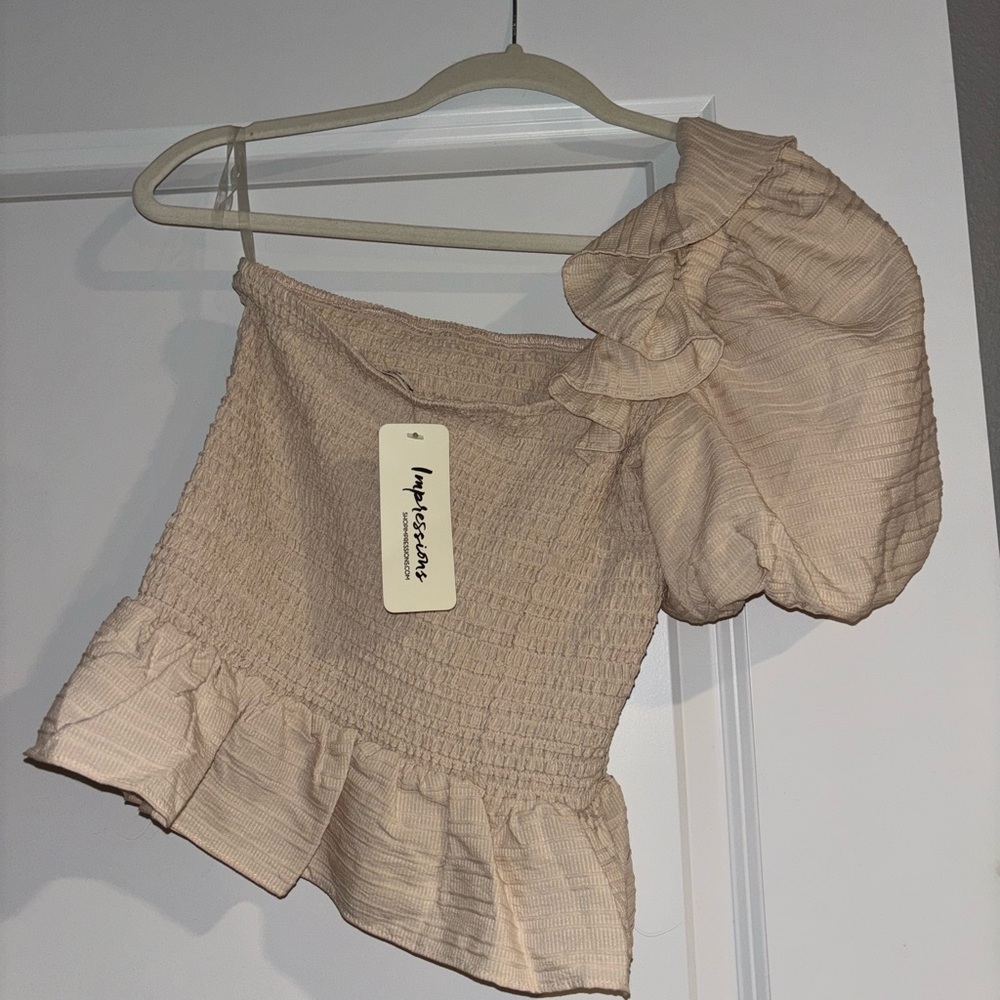 Elegant Cream Off-Shoulder Top - Picture 2 of 3